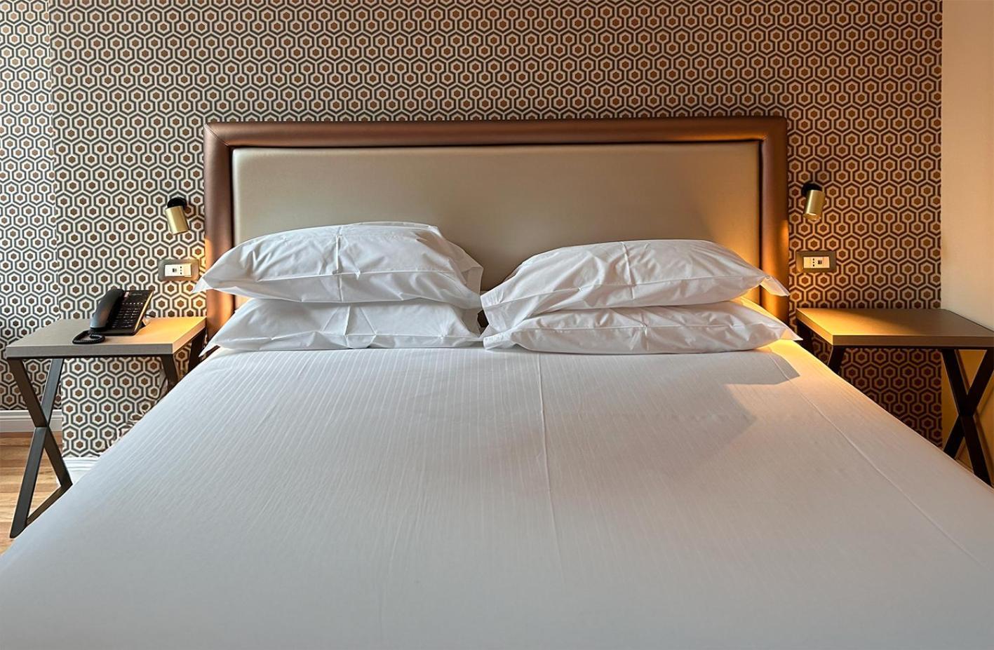 Caruso Place Boutique & Wellness Suites Napoli Exterior foto