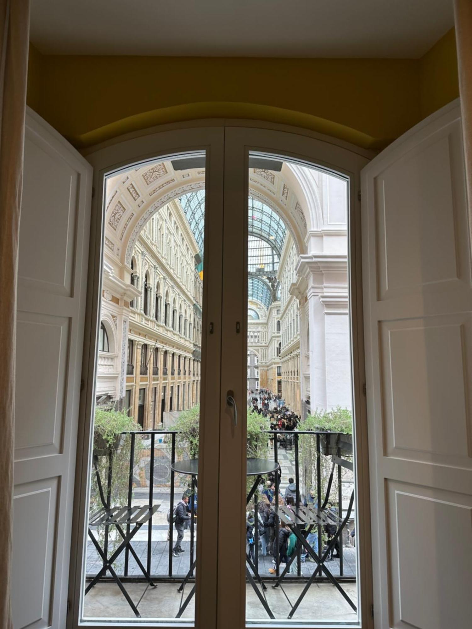 Caruso Place Boutique & Wellness Suites Napoli Exterior foto