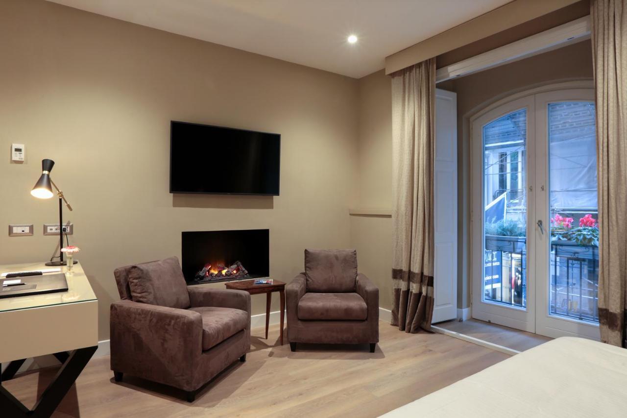 Caruso Place Boutique & Wellness Suites Napoli Exterior foto